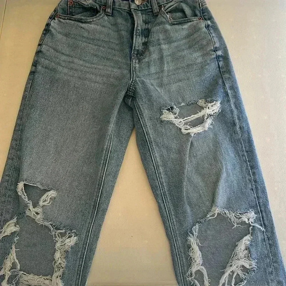 American eagle - Picture 1 of 4